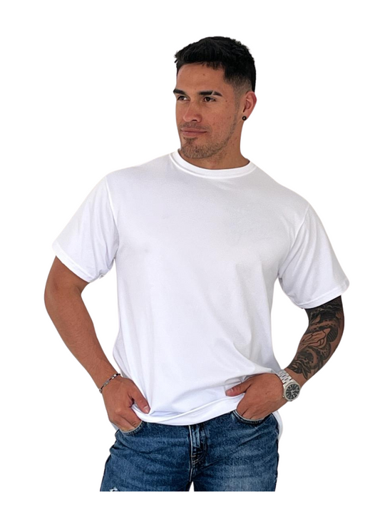 Camiseta hombre piel durazno cuello redondo blanco y negro